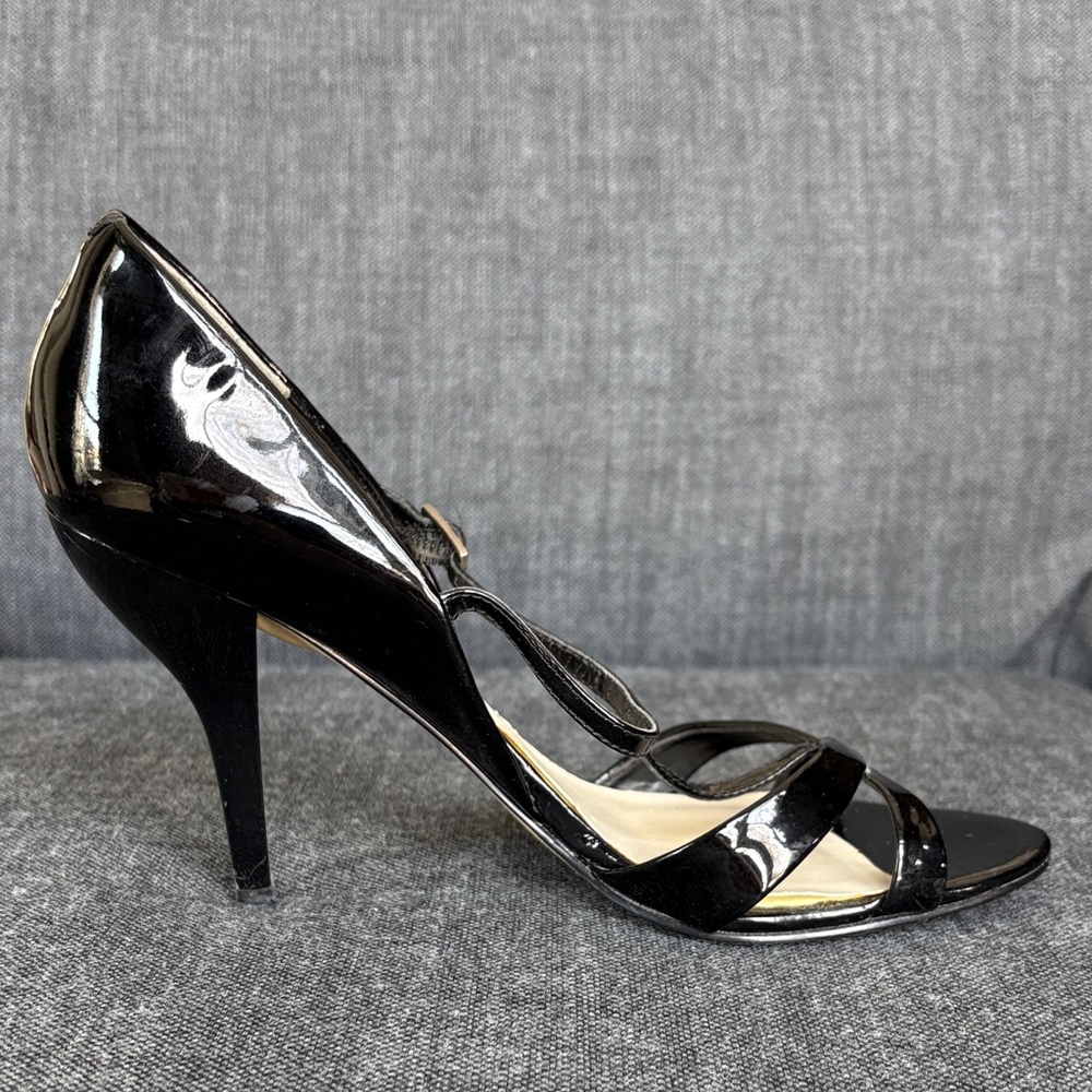 Nine West Black Patent T-Strap Heels | Size 6.5 | Good Condition - Picture 14 of 15